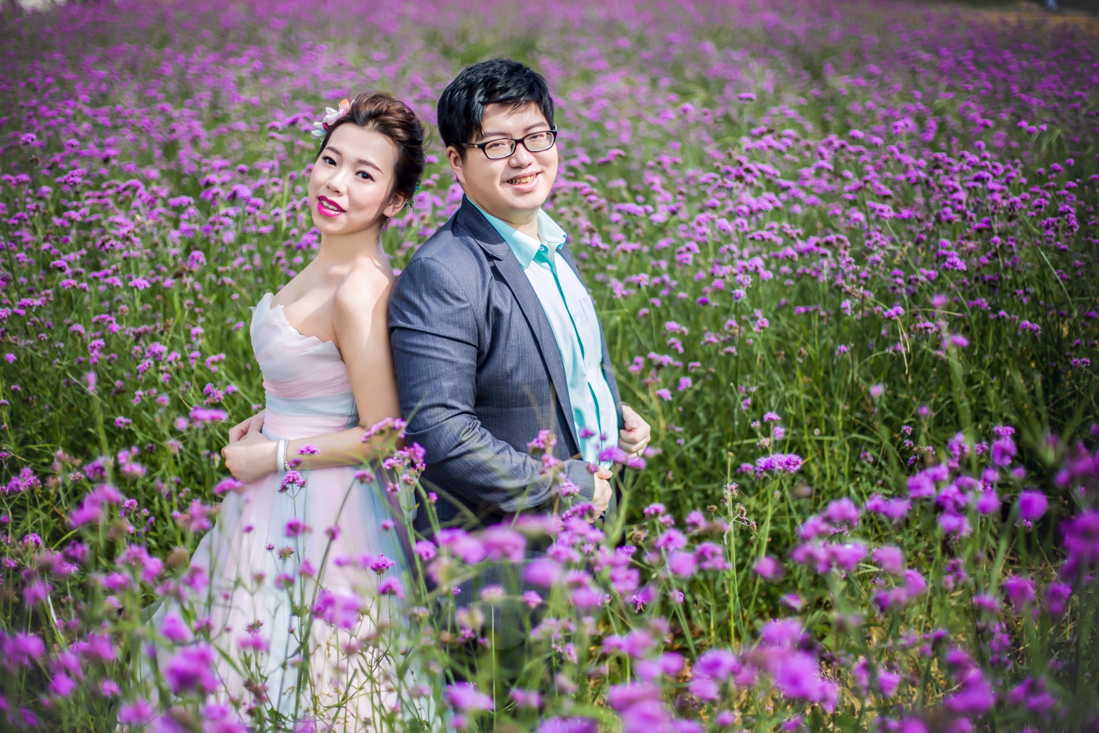 闪电般快速完成婚照 半个月出精修拿底片【婚照篇】