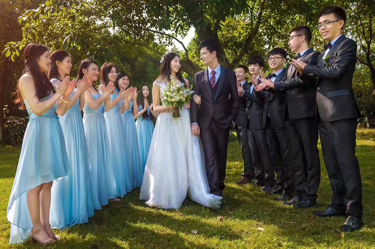 MUSE高级婚纱礼服