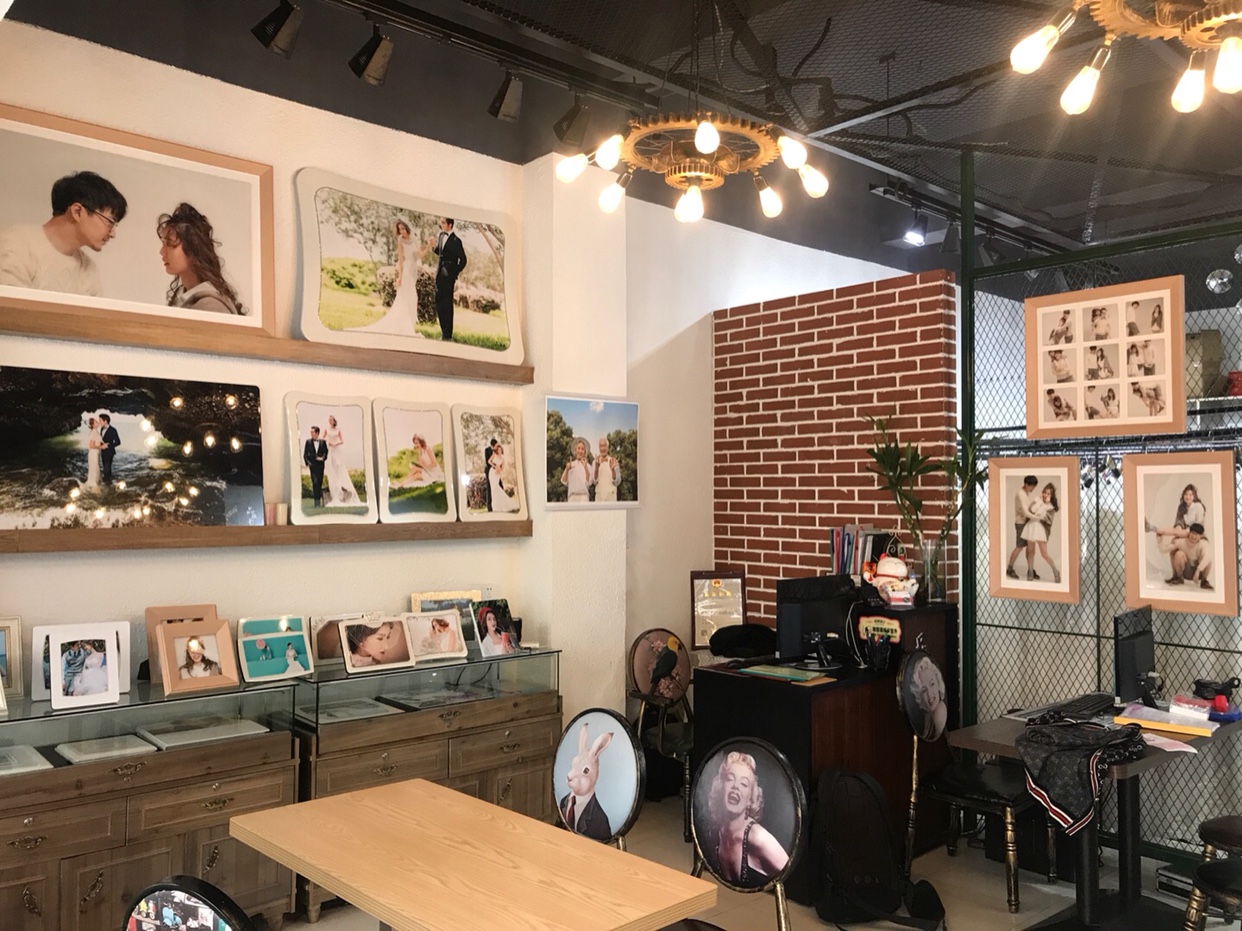 品品摄影婚纱摄影工作室