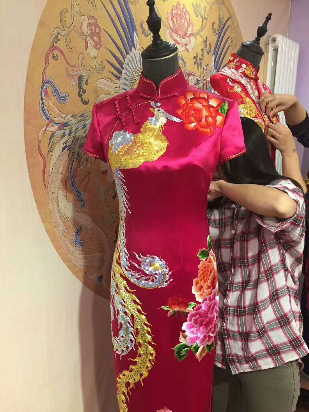 7套高颜值礼服 万元秀禾藏肉又喜庆