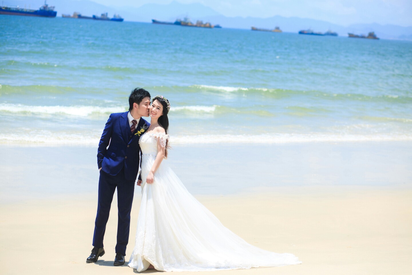 婚纱照中午出来啦！美美哒😍