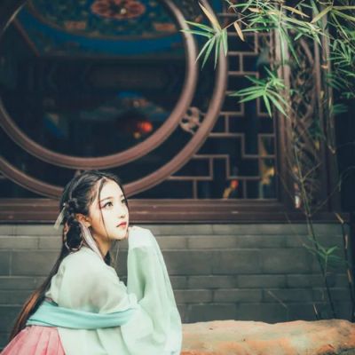 木槿花，半夏如烟