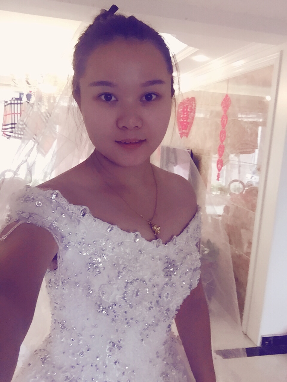 婚纱敬酒服