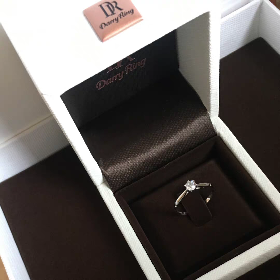 #备婚分享#闪耀DR钻戒，求婚怎能不成功！