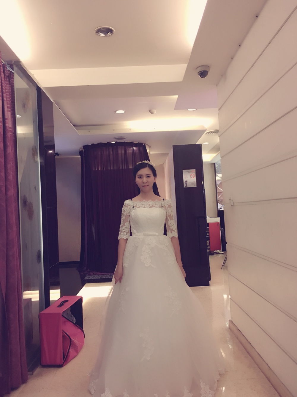 9月3日的婚期，期待美美自己，先来晒晒婚纱吧[吐舌][吐舌]