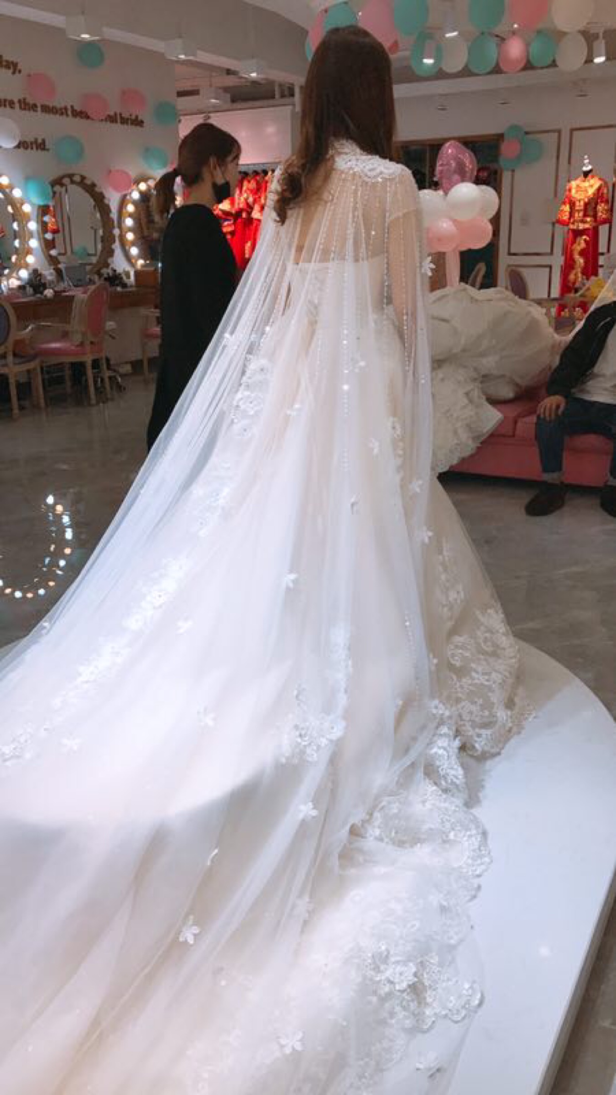 2k租到5k的婚纱赚到啦！2穿婚纱“心机”遮肉