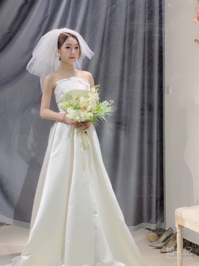 婚礼倒计时8天💒有老妈参考的妆容还是很可的！