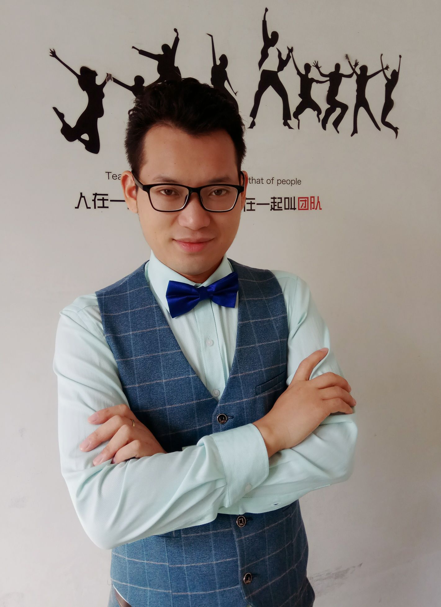LiuChun HOST