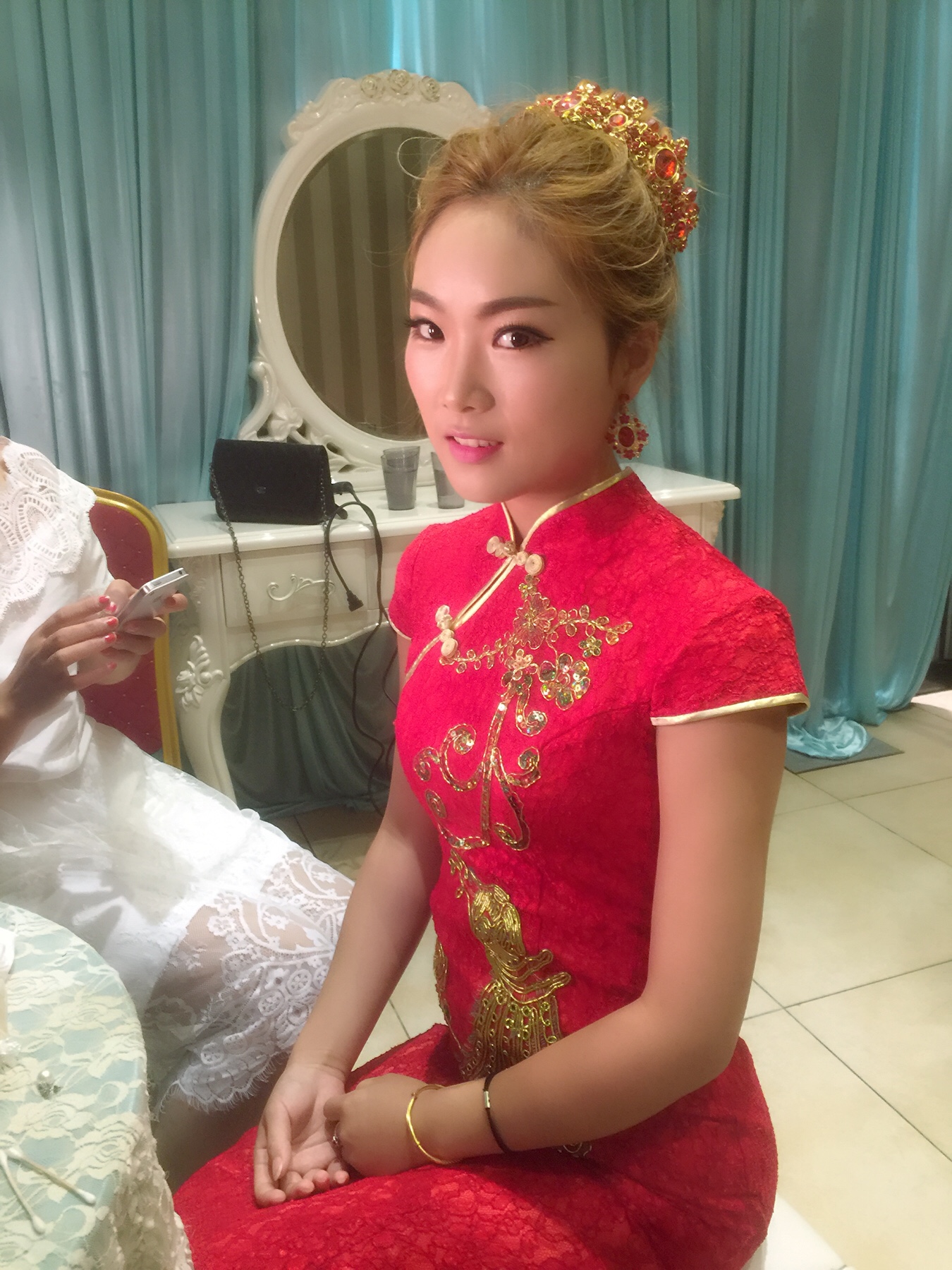 售卖婚纱礼服