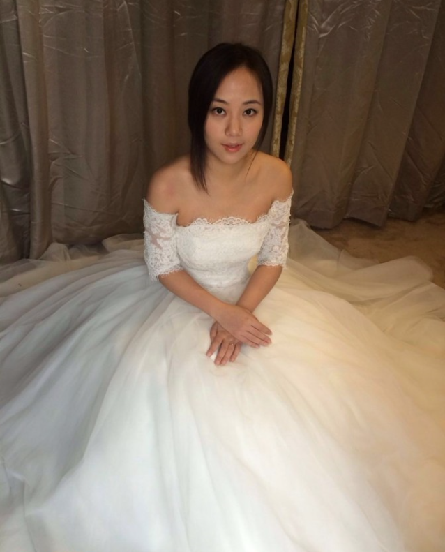 试纱美到要爱上自己 都不知道选哪件