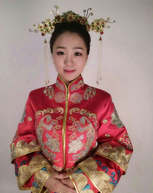 水墨画风礼服超高端 粉嫩钻石主纱显少女