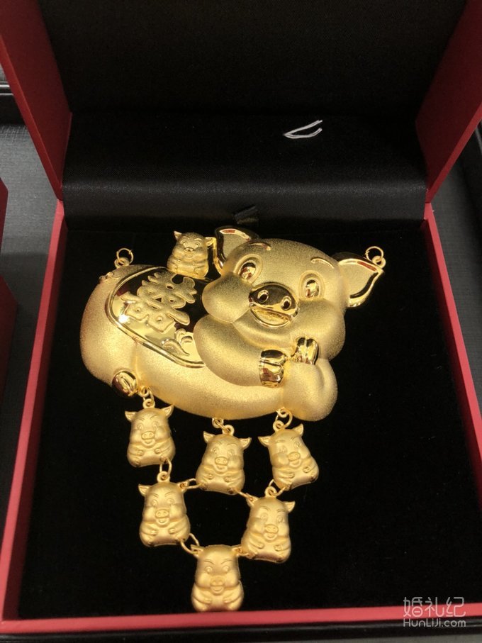 三金首饰买点啥？今年最流行的竟然是这种金猪牌