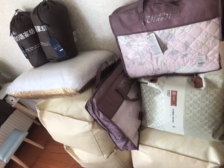 超详细的出嫁攻略 光喜庆床品就堆满房！