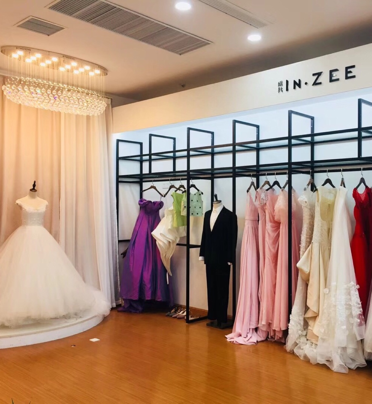 姻此婚纱礼服西服个性化定制