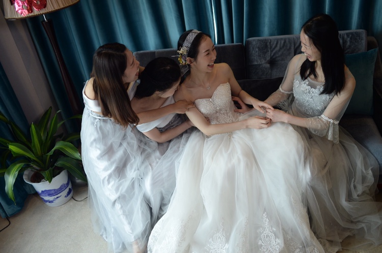 大婚day这件不选准奔溃！超超超new婚礼人人想借鉴！