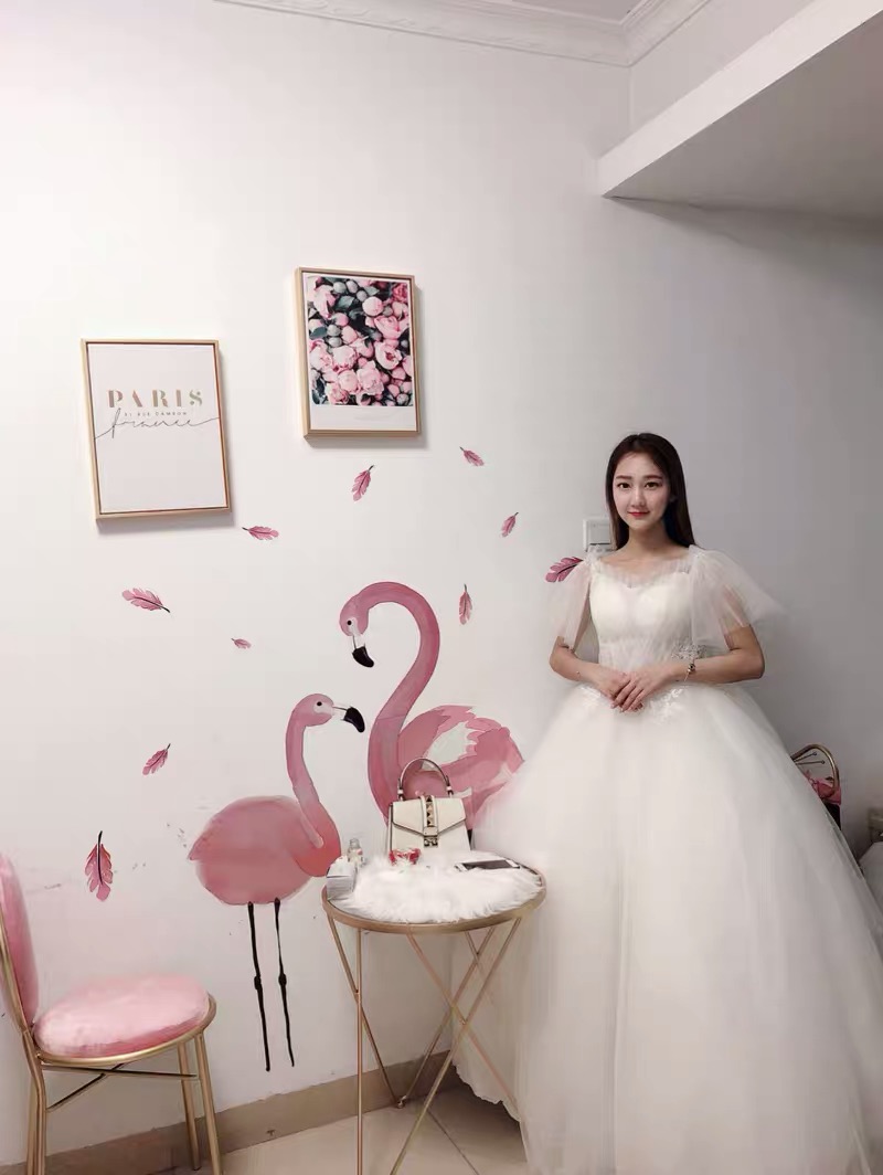 【帮选】三款一字肩的婚纱，该买哪一件？