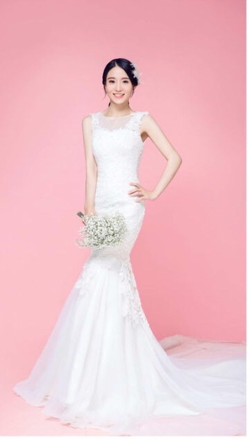 先发些婚纱照吧 
