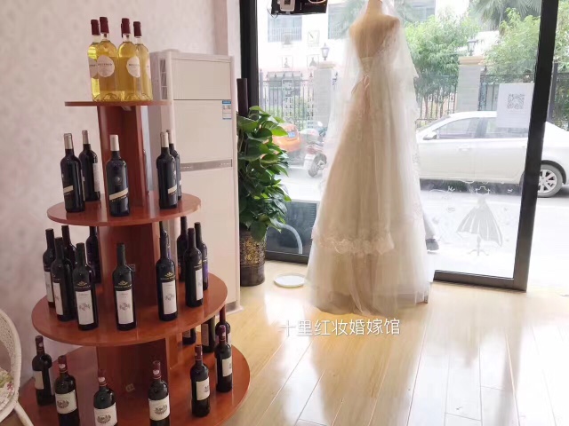 江宁汤山十里红妆婚嫁馆
