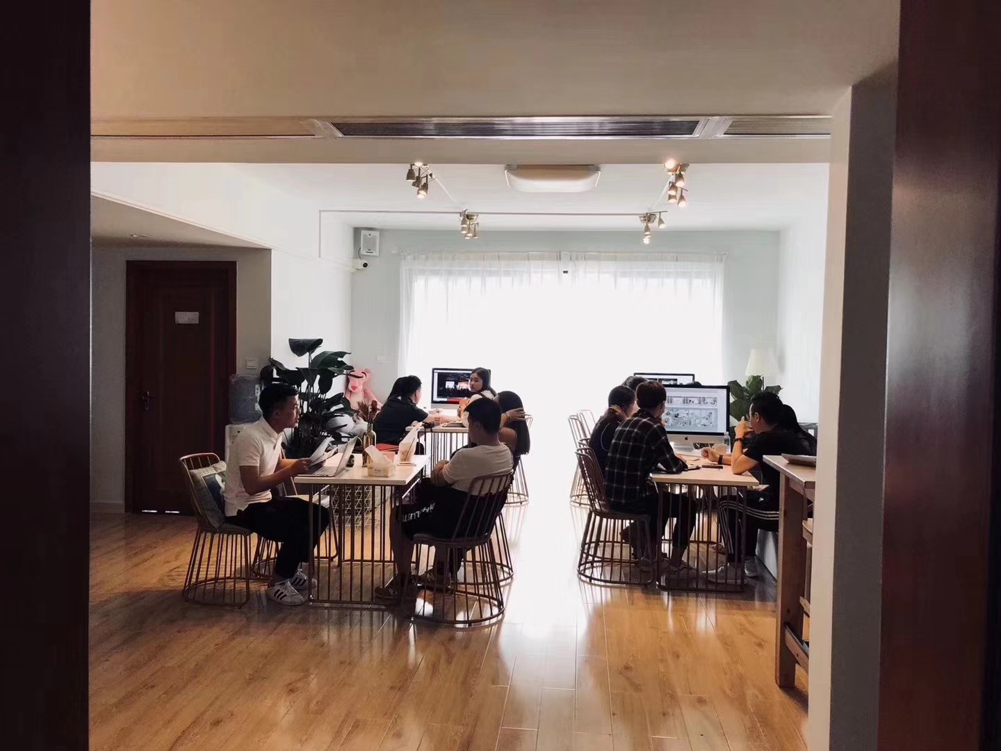 东莞花海阁婚礼策划有限公司