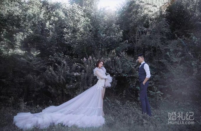 婚纱照不旅拍也很美！