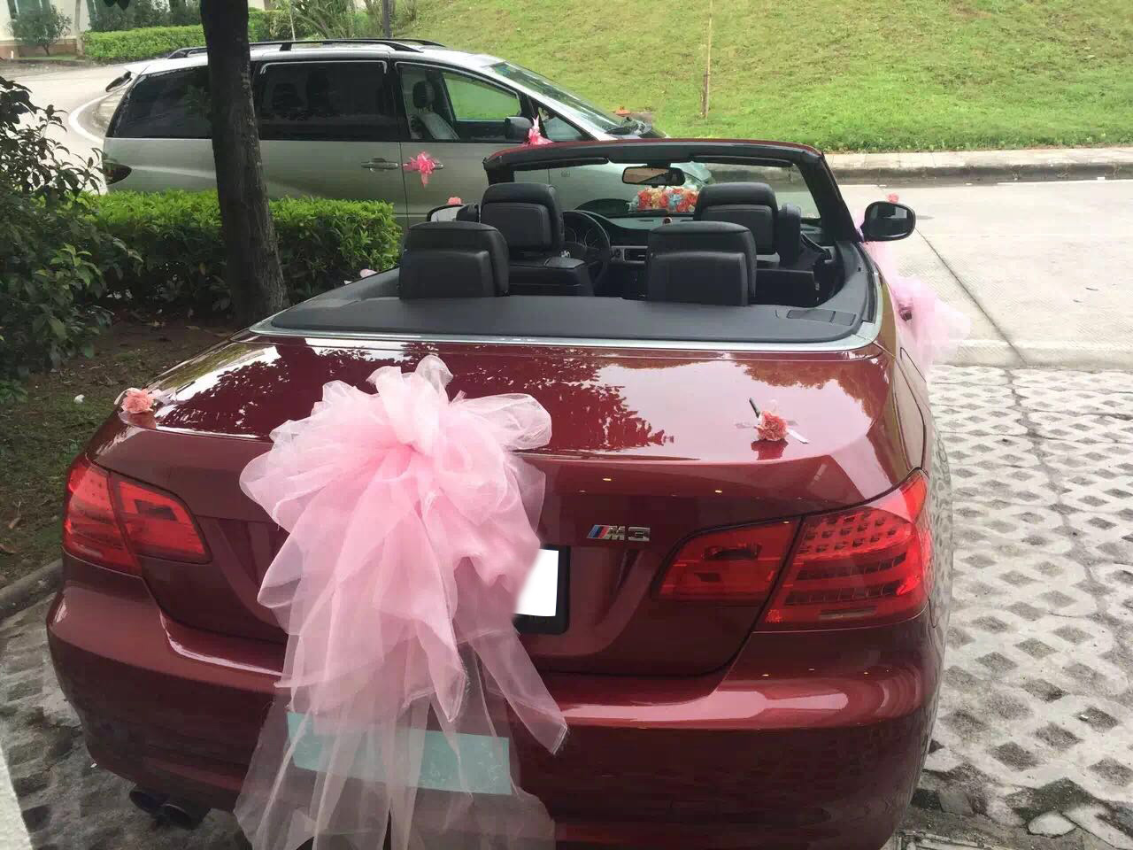 【宝马】330敞篷/1辆 + 【奥迪】A6L新款/3辆