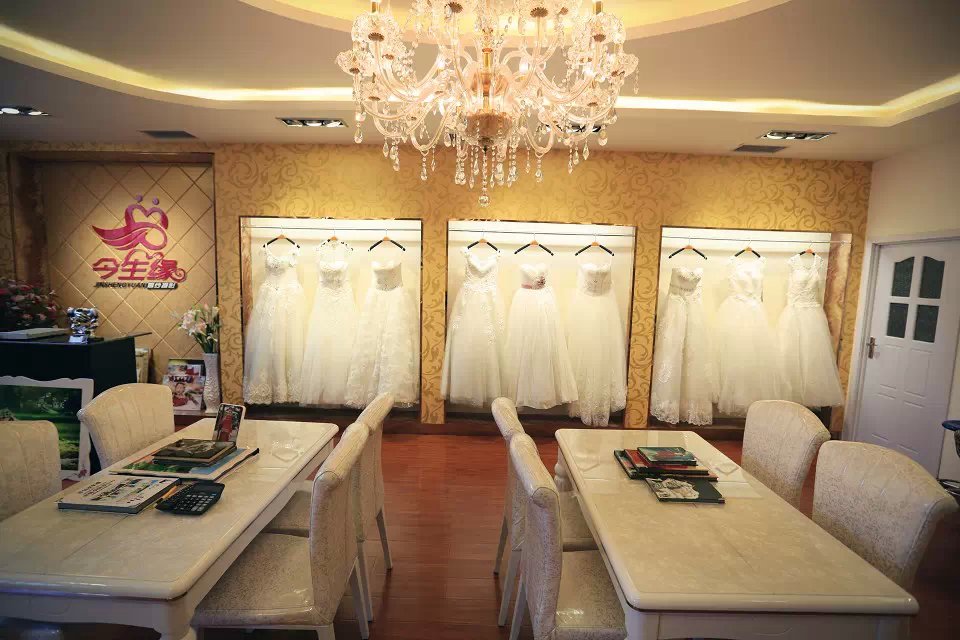 吐鲁番今生缘婚纱摄影