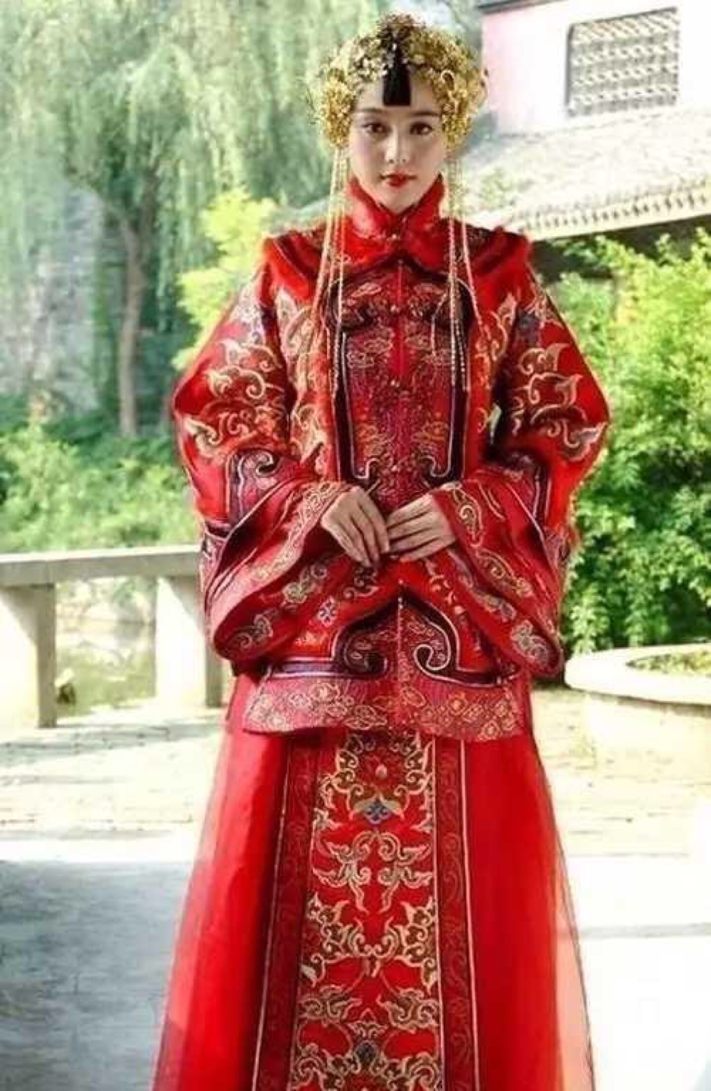 婚纱礼服