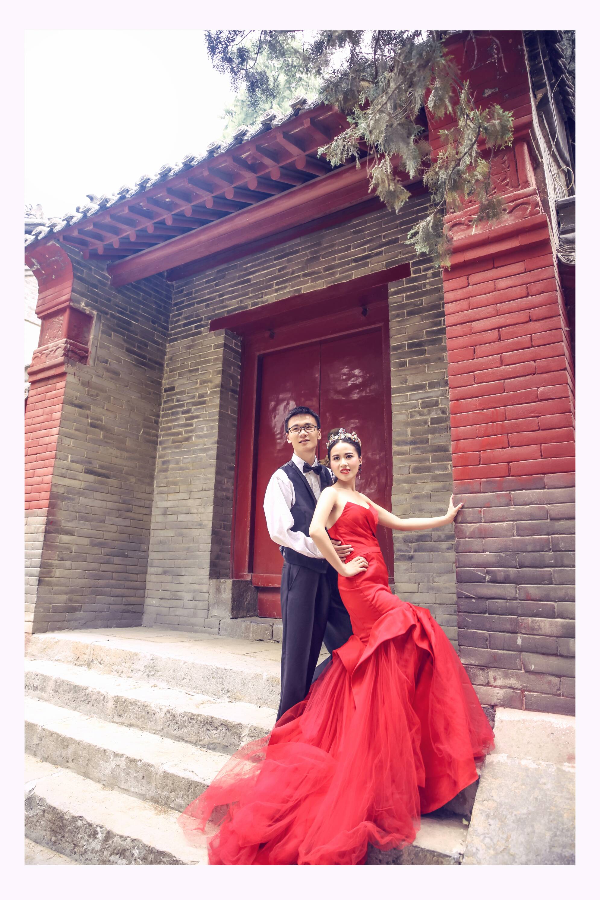 婚纱照，老公太瘦啦[大笑]！唉