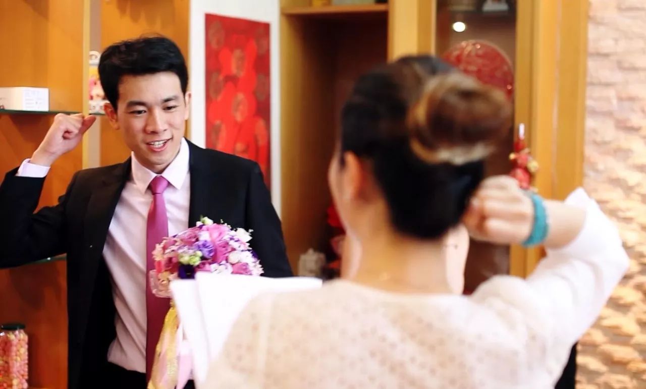 看完這些嗨翻天的堵門游戲，我只想重結一次婚！
