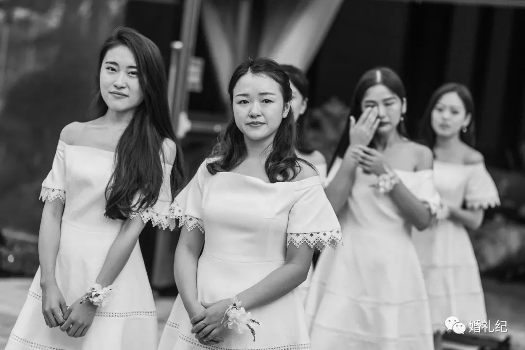 婚禮準(zhǔn)備一半，我想取消婚禮 | 10個(gè)婚禮淚崩的瞬間