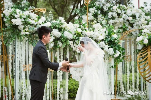 婚礼准备一半，我想取消婚礼 | 10个婚礼泪崩的瞬间