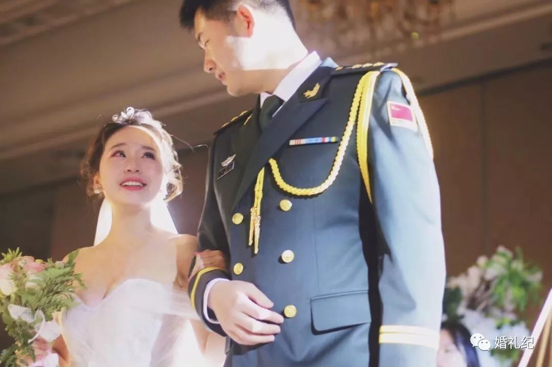 婚礼准备一半，我想取消婚礼 | 10个婚礼泪崩的瞬间