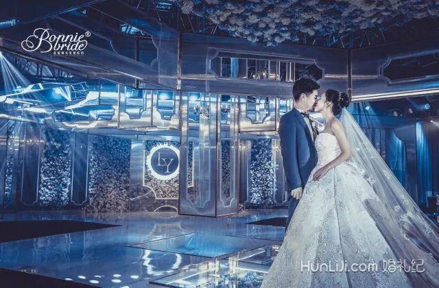 现实版程又青和李大仁，他们的婚礼比电视剧还出人意料！