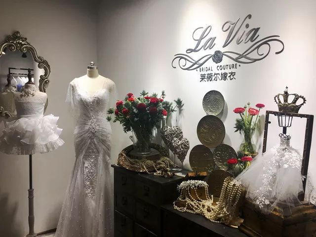 你的敬酒服已經(jīng)out了，今年流行這2款 | 廣州篇