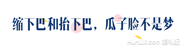 baby杨幂都心机好重，原来拍照是靠这样显脸小的