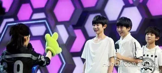 刷完跑男，我整理出这10款嗨翻天的堵门游戏