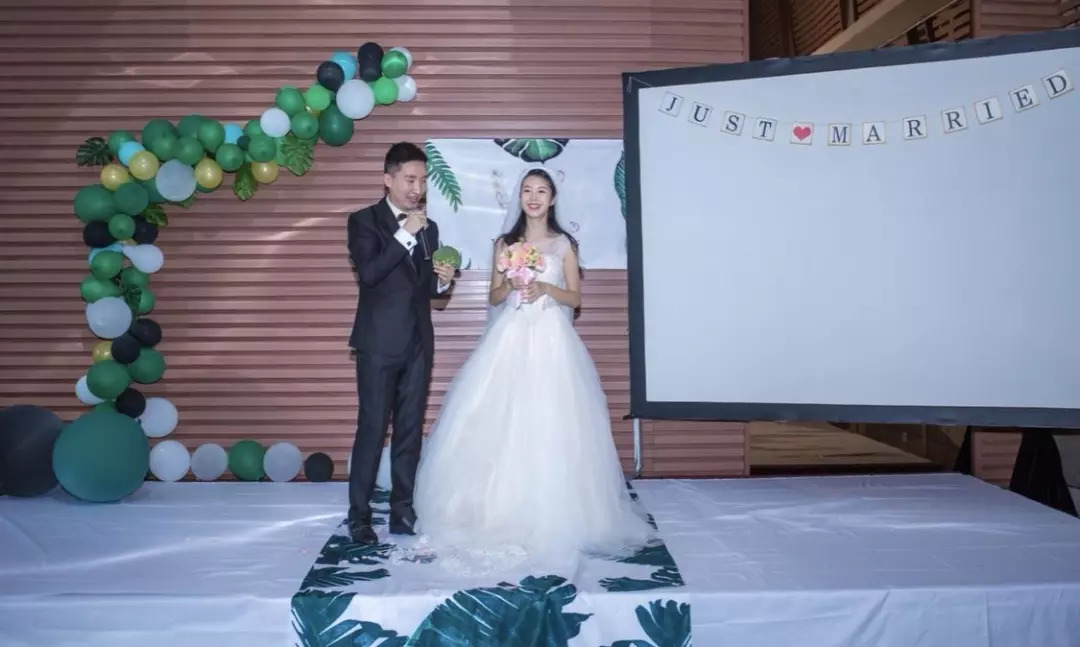 不到20天DIY婚禮，還一分錢不花就讓婚禮有趣又好玩兒