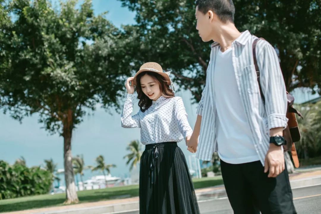 结婚必须要拍婚纱照吗？她们的拍照经历温暖了所有人