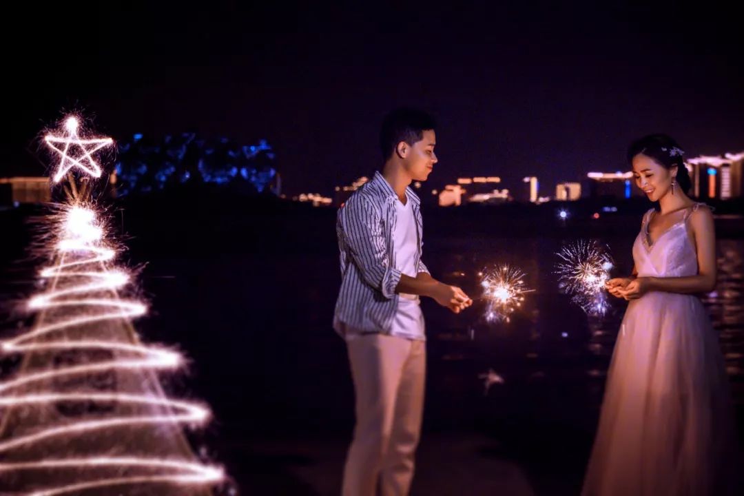 结婚必须要拍婚纱照吗？她们的拍照经历温暖了所有人