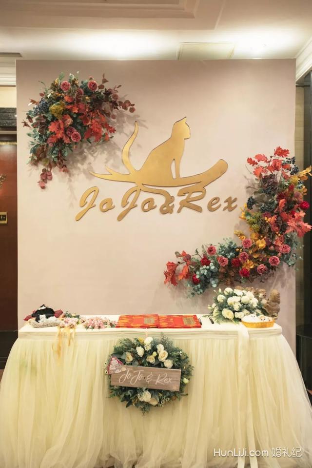 ������ô����������ʽ�У����Ļ鷿+�������˶���͵ѧ