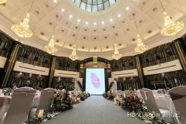 ������ô����������ʽ�У����Ļ鷿+�������˶���͵ѧ