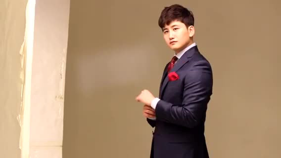 限时团购--蓝色单排扣套装