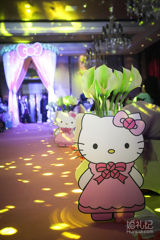 hello kitty 主题婚礼