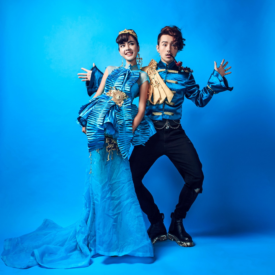 【炽爱系列】10服10造服装任选，底片精修全送！