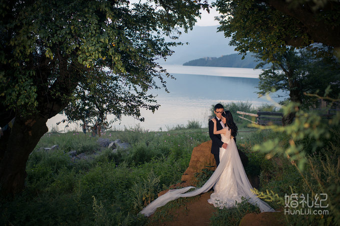 七月我们再回湖