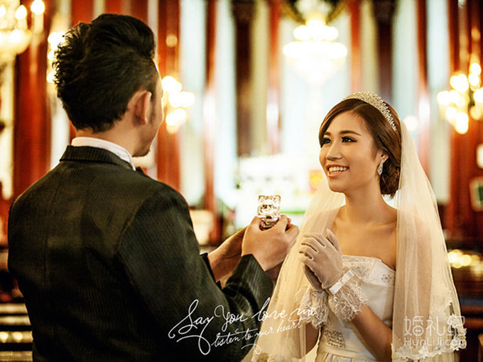 教堂婚纱照《爱的信仰》