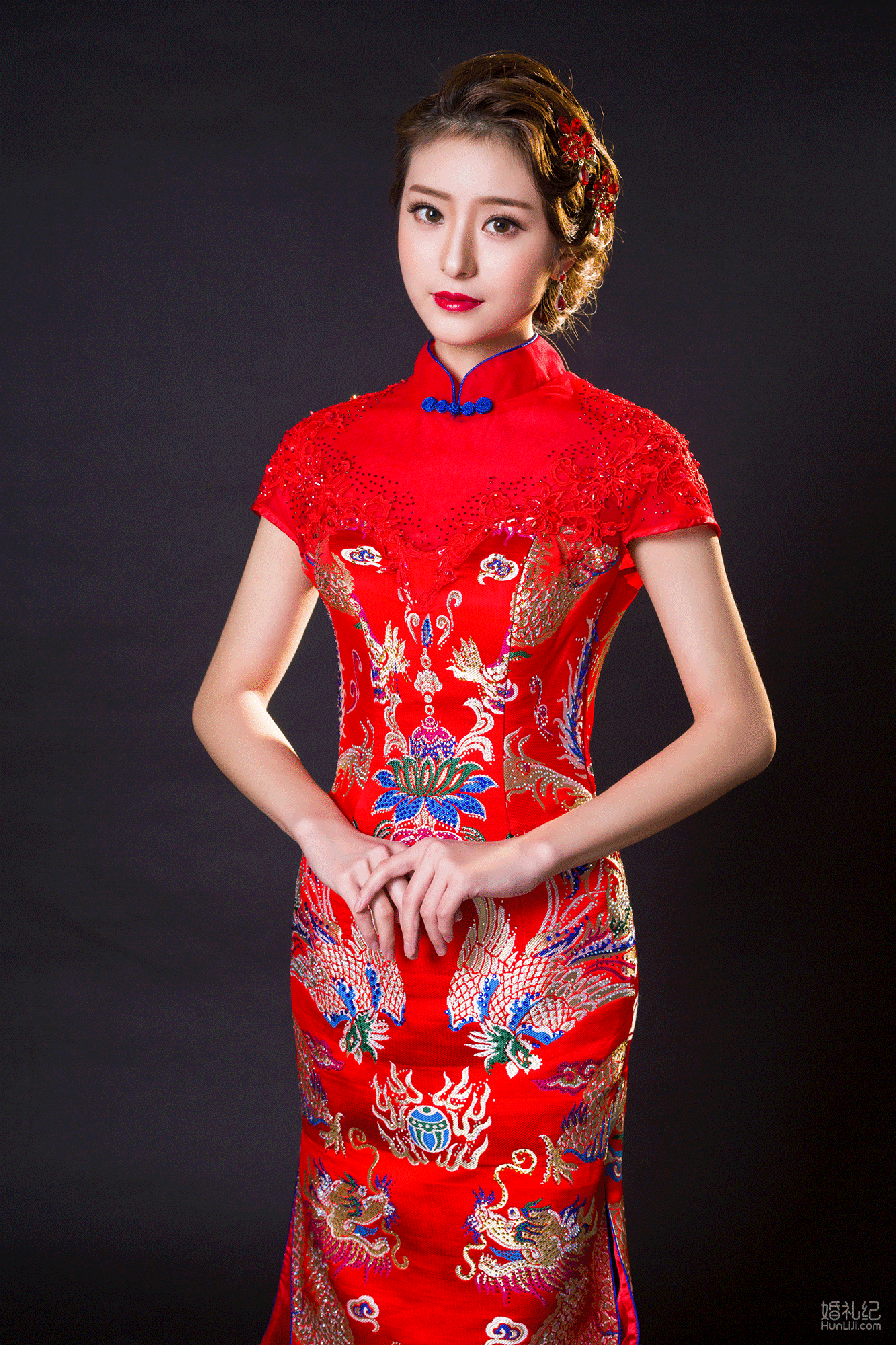 蒂安娜 || 新娘旗袍:蕾丝烫钻 芙蓉玉凤