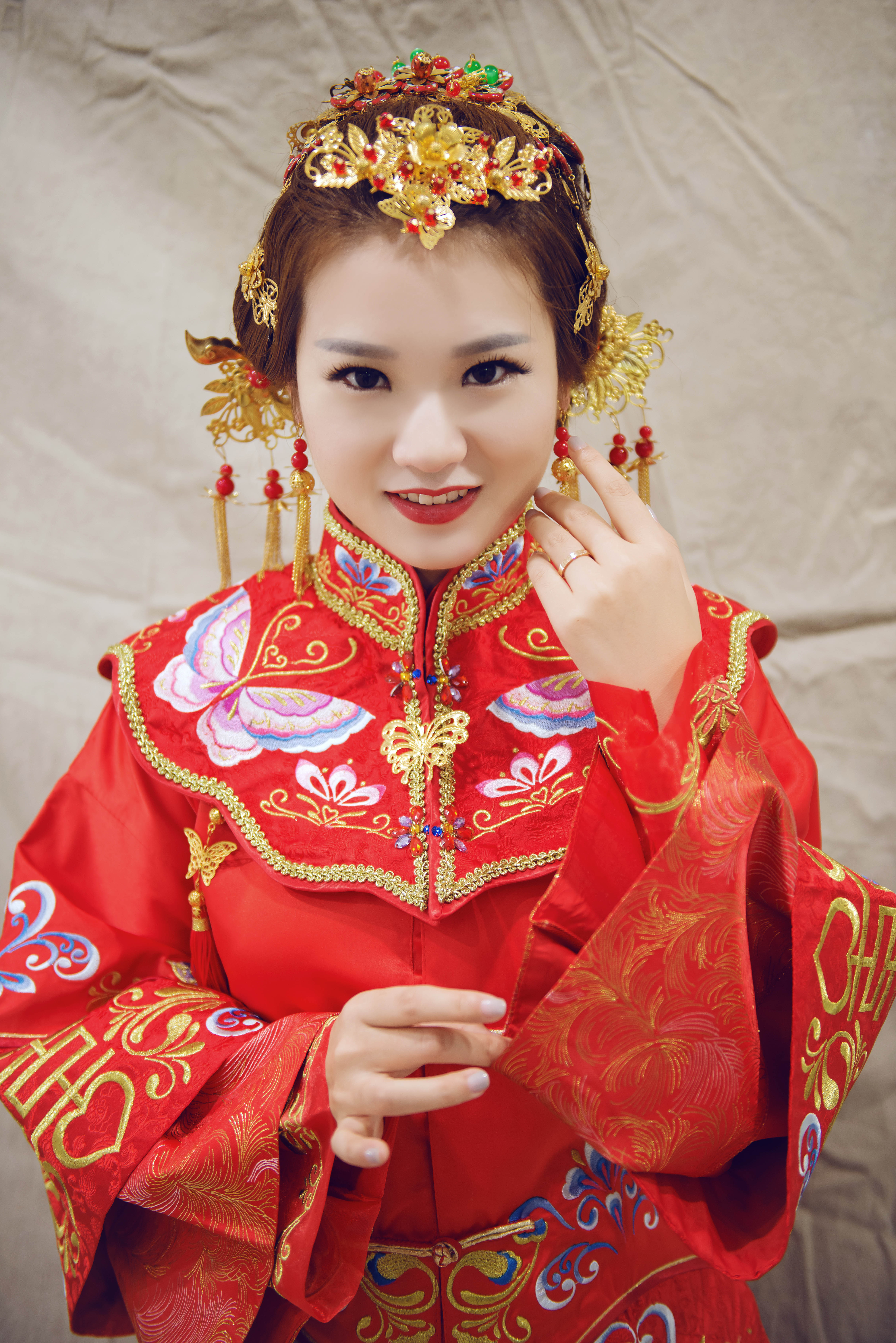 【欧妮莎婚纱】喜庆精致绣工红双喜复古秀禾服