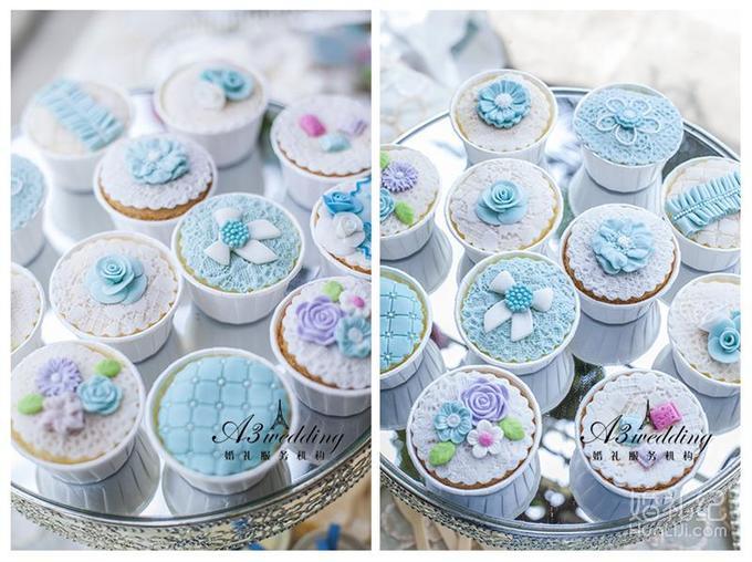 蓝色户外婚礼湖滨四季春