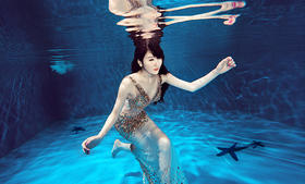 人鱼公主-水下摄影-飞鱼摄影
